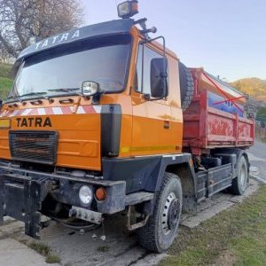 foto 4x4 sklápěč komunál T815