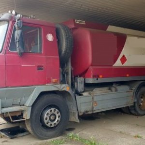 foto 17m3 ADR phm 6x6 EUR2 cisterna T815 Stokota