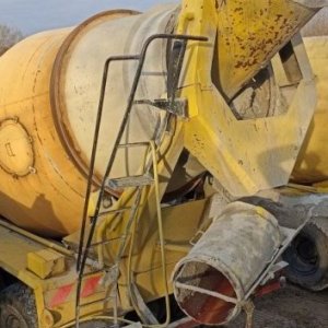 foto mix AM369 TATRA 6x6 T815 beton autodomíchávač