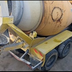 foto mix AM369 TATRA 6x6 T815 beton autodomíchávač