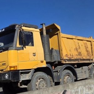 foto TRAKTOR! 8x8 sklápěč 76t Terrno TATRA