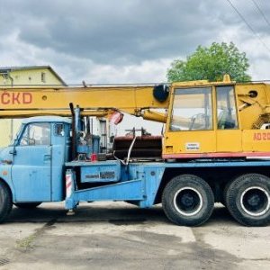 foto zachovalá AD20 T148 autojeřáb 6x6 TATRA bič