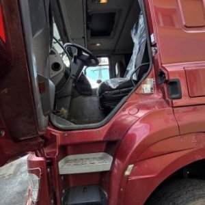 foto 6x6 les Phoenix Prasident 30t 5.4m Umikov +HR drapák TATRA lesovůz dřevo kulatina