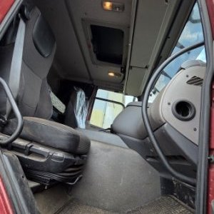 foto 6x6 les Phoenix Prasident 30t 5.4m Umikov +HR drapák TATRA lesovůz dřevo kulatina