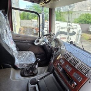 foto 6x6 les Phoenix Prasident 30t 5.4m Umikov +HR drapák TATRA lesovůz dřevo kulatina