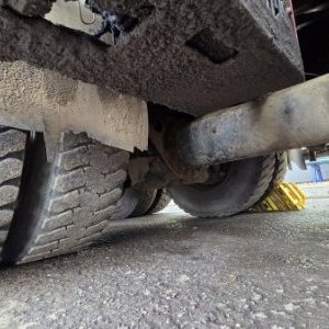 foto 6x6 les Phoenix Prasident 30t 5.4m Umikov +HR drapák TATRA lesovůz dřevo kulatina