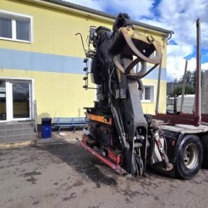 foto 6x6 les Phoenix Prasident 30t 5.4m Umikov +HR drapák TATRA lesovůz dřevo kulatina