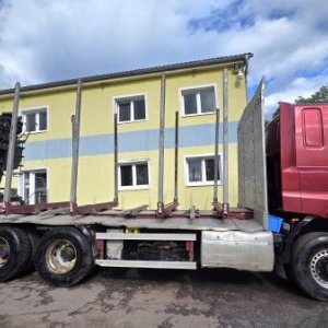 foto 6x6 les Phoenix Prasident 30t 5.4m Umikov +HR drapák TATRA lesovůz dřevo kulatina