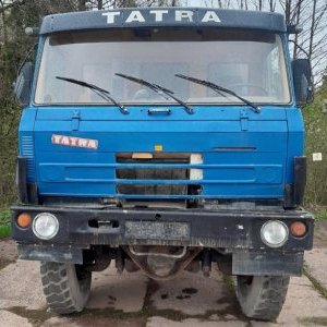 foto 6x6 dumper vana T815 po GO motoru sklápěč Tatra