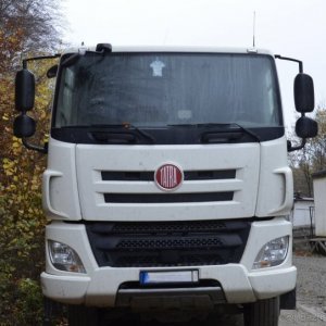 foto 4x4 tahač hydr. 42t Phoenix TATRA