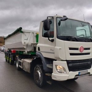 foto 4x4 tahač hydr. 42t Phoenix TATRA