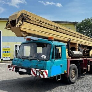 foto 27m/160kg montážní plošina 6x6 Tatra