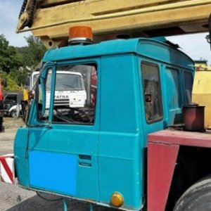 foto 27m/160kg montážní plošina 6x6 Tatra